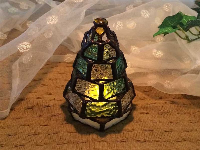[Small fir tree lamp] Stained glass mini lamp (with LED light) - Lighting - Glass Green