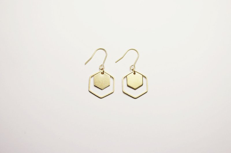 // VÉNUS 只有 decorated only brass series // ve91 - Earrings & Clip-ons - Other Metals Gold