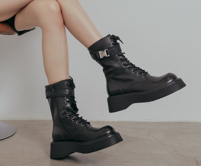 Straightforward broad head long thick soled strappy boots black