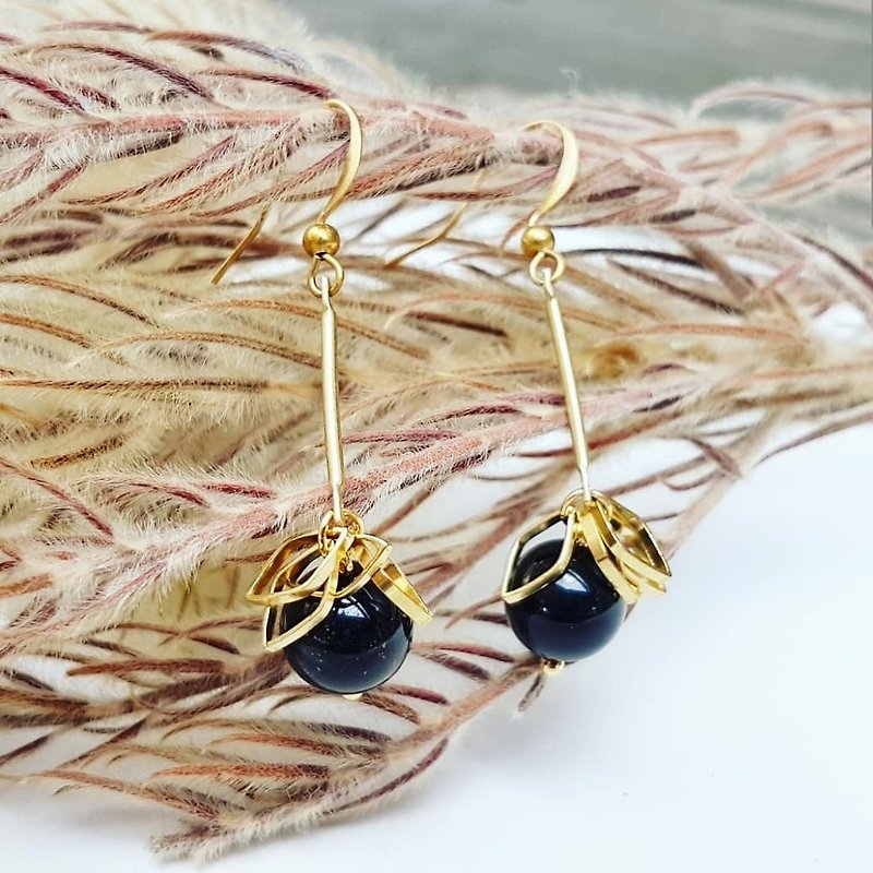 Exclusive_ Black Agate Copper Dangle Earrings_ Clip Type - Earrings & Clip-ons - Stone Black