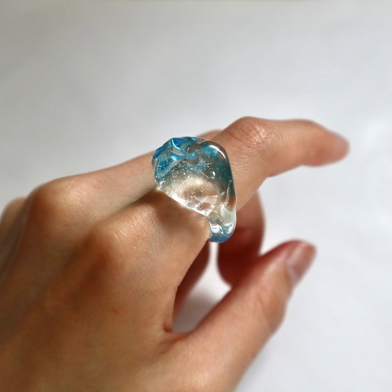 Cave ore crystal sky glass ring glass ring - แหวนทั่วไป - แก้ว สีน้ำเงิน