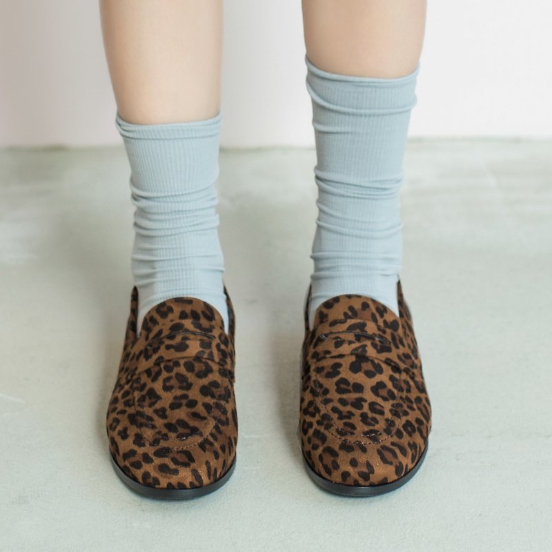 Casual straight set! Moonwalk penny loafers leopard print full leather MIT-leopard print - รองเท้าอ็อกฟอร์ดผู้หญิง - วัสดุอื่นๆ สีนำ้ตาล