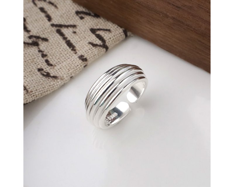 I tattoo 925 sterling silver ring - แหวนทั่วไป - เงินแท้ สีเงิน