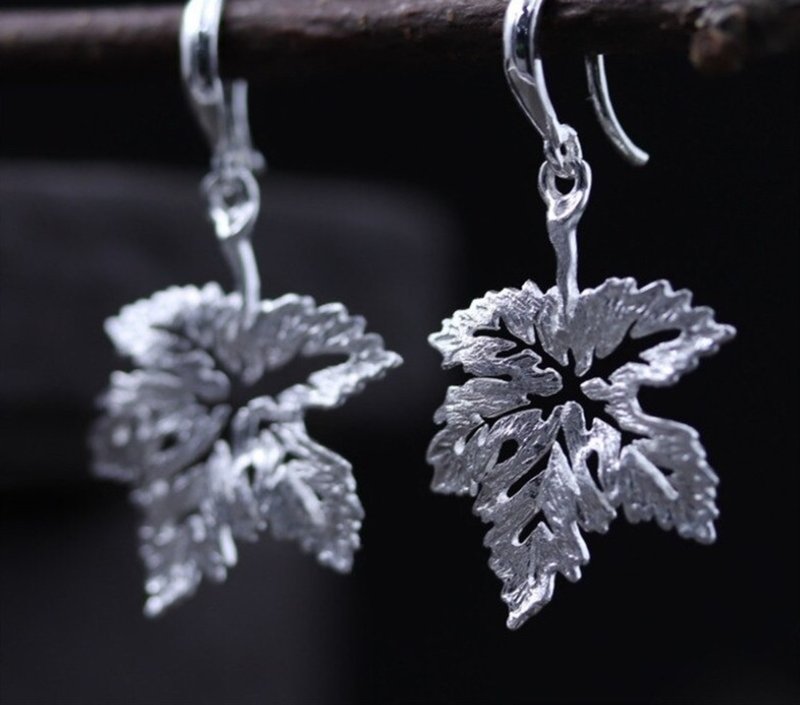 Real 925 Sterling Silver Handmade Hollow Maple Leaf Dangle Earrings Ethnic Women - ต่างหู - เงินแท้ สีเงิน