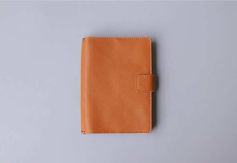 2019 leather PDA | A5 | Caramel brown | replaceable inside page - Notebooks & Journals - Genuine Leather Brown