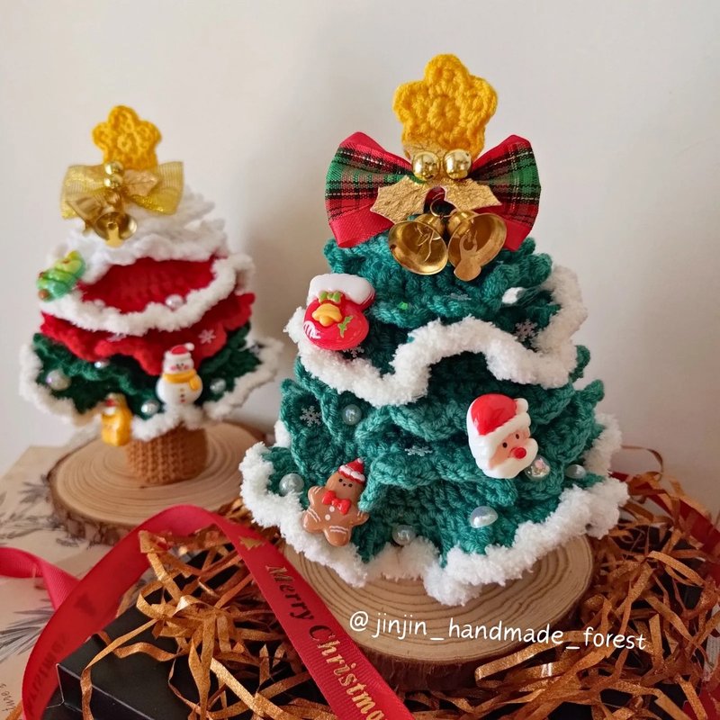 手作森林針織雪降聖誕樹 - 擺飾/家飾品 - 其他材質 綠色