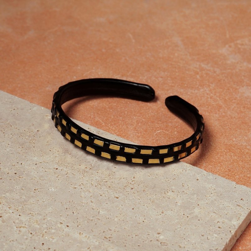 Woven Brass  Cuff ( Double-Wire) Unique Leather Bracelets,Luxurious Bracelet - สร้อยข้อมือ - หนังแท้ สีดำ