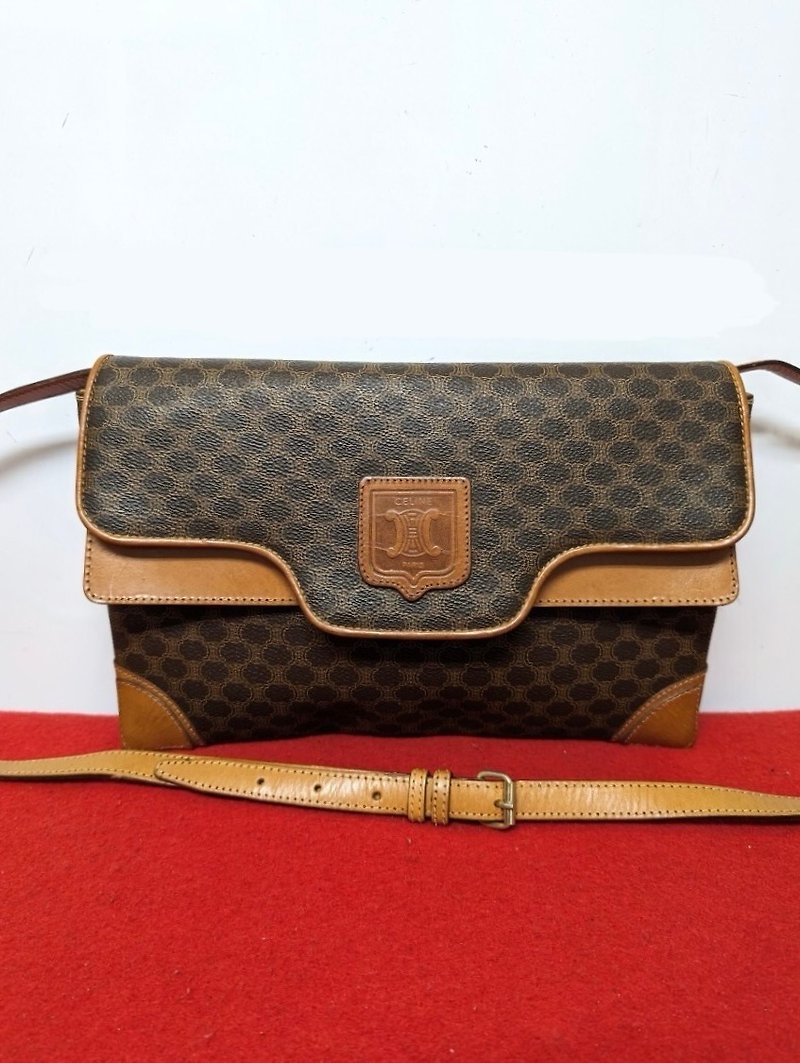 [LA LUNE] Second-hand Celine presbyopic leather messenger bag cross-body side shoulder handbag - Messenger Bags & Sling Bags - Genuine Leather Brown