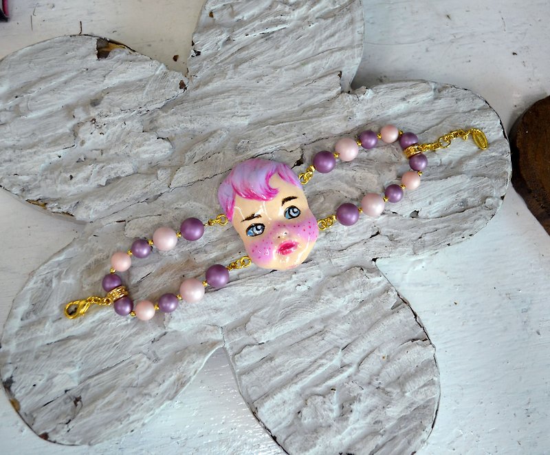 *TIMBEE LO 手工製紫髮小男髮娃娃手鍊 鍍真金配件 貝殼珠子 - 耳環/耳夾 - 其他材質 紫色