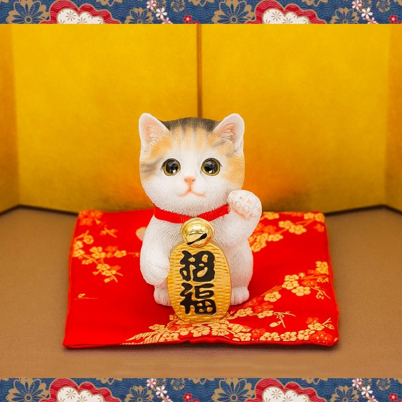 Debari Maneki Neko Cat Figurine Business Prosperity Protection from Misfortune Protection from Illness Good Fortune Increase in Money Luck Bringing Good Fortune Entrance Restaurant Opening Celebration Birthday Anniversary Christmas New Year Miscellaneous Goods cb040m - ของวางตกแต่ง - เรซิน สีแดง