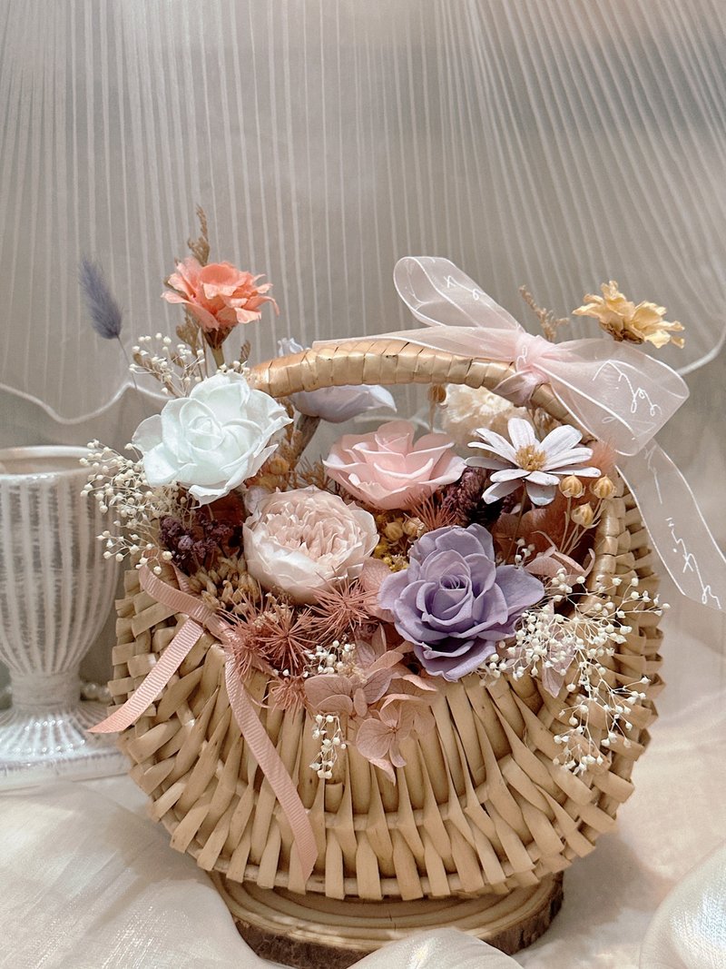 蕓椛閣・竹籃開幕花禮 - 客製化花藝設計 - 擺飾/家飾品 - 植物．花 多色