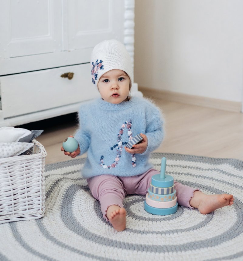 Handmade knit clothes with girls name. Angora sweater for baby & kids - 男/女童外套 - 羊毛 