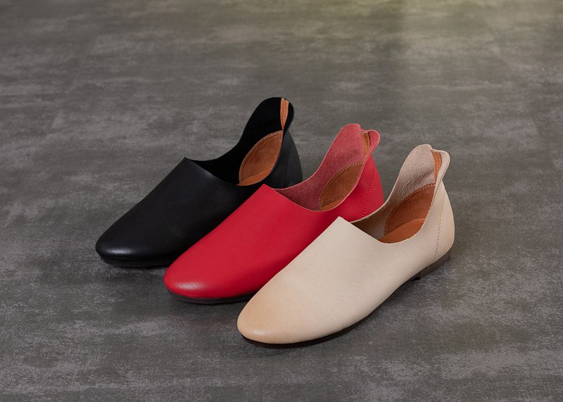 Handmade Leather Loafers, Flat Shoes, Slip Ons For Women Red/White/Black - รองเท้าหนังผู้หญิง - หนังแท้ สีแดง