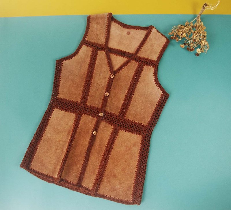 Treasure hunt vintage -60's hand-hook suede hippie vest - Women's Vests - Genuine Leather Brown