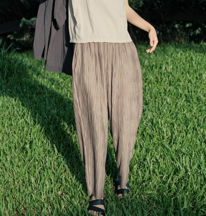 Plant texture elastic tapered pants - 4 colors - wood coffee - กางเกงขายาว - ผ้าฝ้าย/ผ้าลินิน สีนำ้ตาล