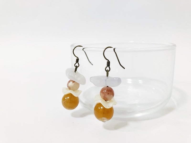 vintage bead earrings - ต่างหู - โลหะ สีทอง