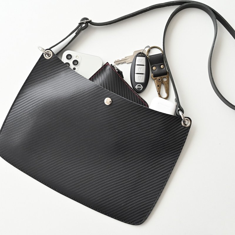 【 サコッシュ カーボンレザー 】 革 レザー バッグ ショルダーバッグ ポシェット メンズ プレゼント ギフト クリスマス DH02M - 側背包/斜背包 - 真皮 黑色