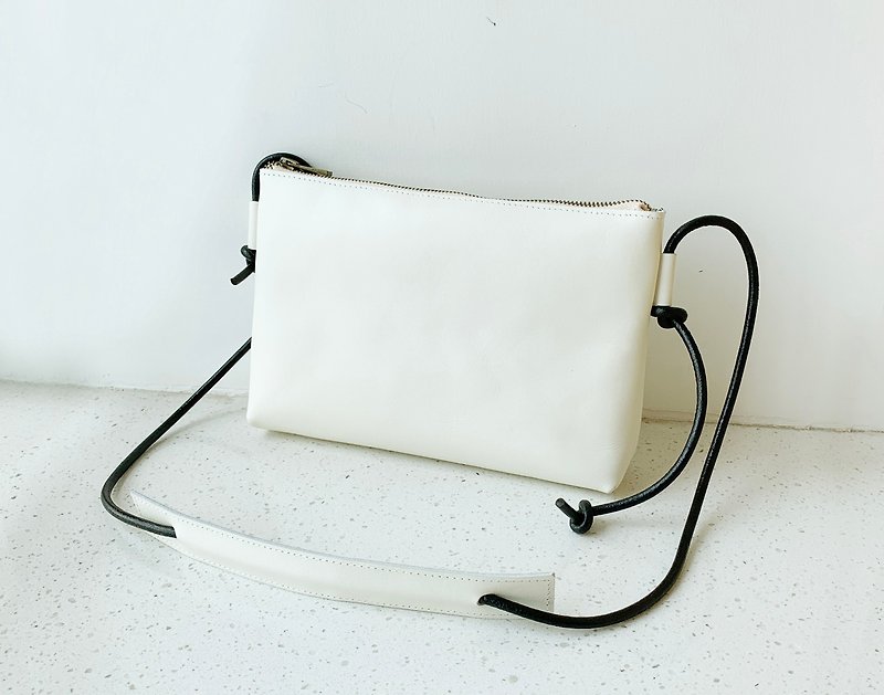 Mingen original handmade casual solid color cowhide small square bag zipper tote bag single crossbody bag women's bag - กระเป๋าแมสเซนเจอร์ - หนังแท้ ขาว