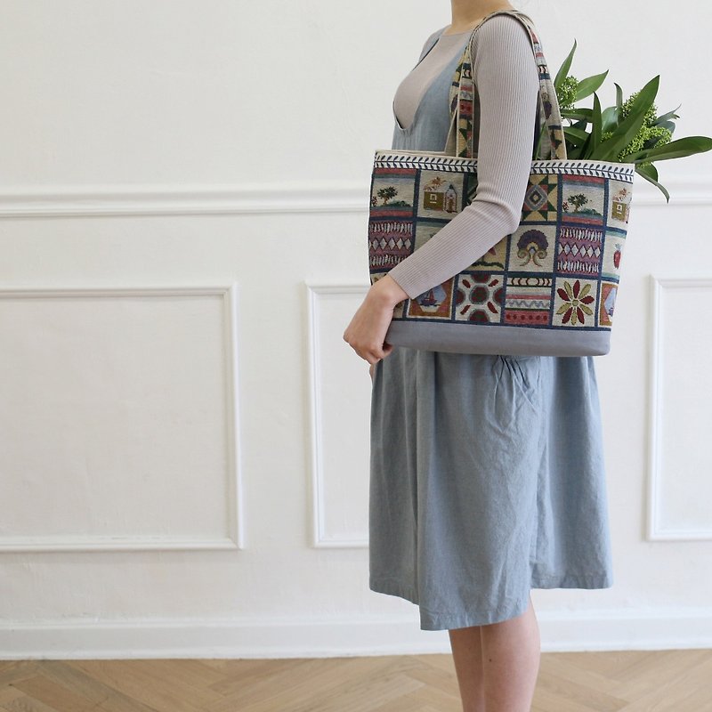 handmade Shoulder Handbags - กระเป๋าถือ - วัสดุอื่นๆ หลากหลายสี