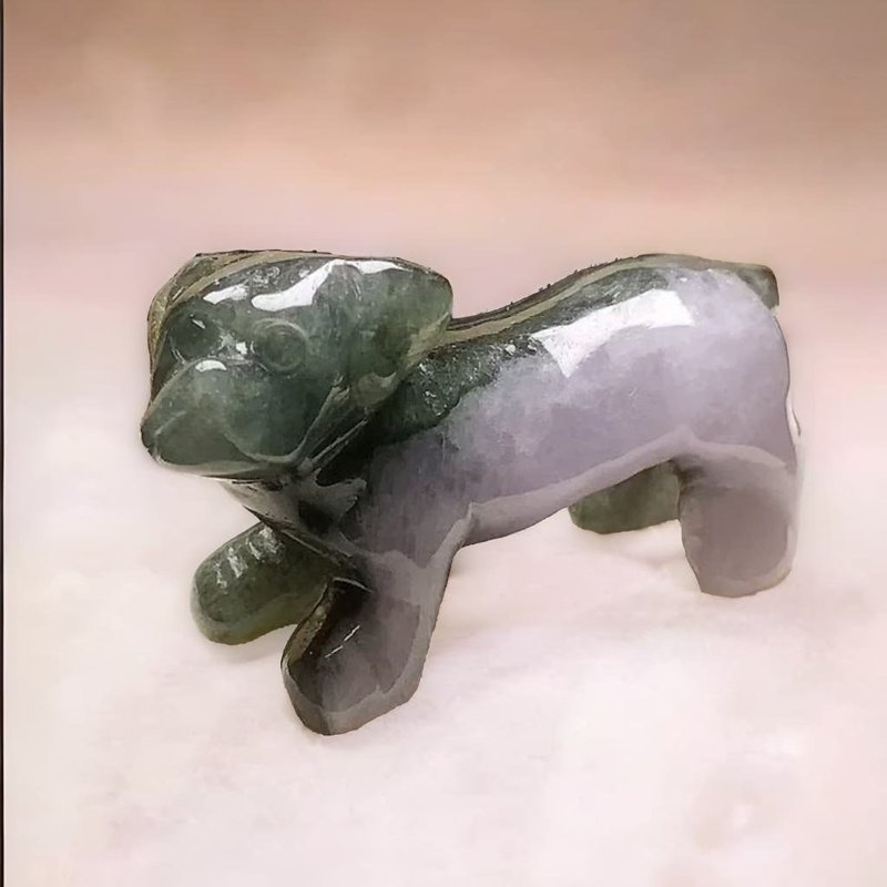 【旺財】春帶彩翡翠巧雕狗狗 | 天然緬甸玉A貨翡翠 | 送禮 - 擺飾/家飾品 - 玉石 多色