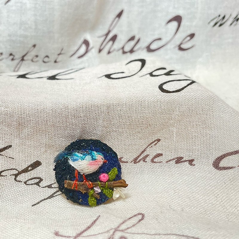 [Limited Product] Embroidered Brooch-Little Blue Bird - Brooches - Thread Multicolor