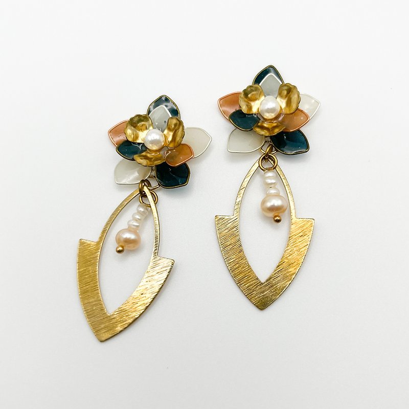 princess series-Merida earring - Earrings & Clip-ons - Resin Green