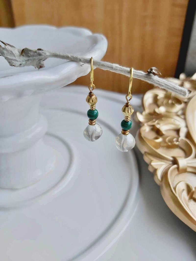 Xinchen-Antique Perfume Stone Bronze Earrings - ต่างหู - คริสตัล สีเขียว