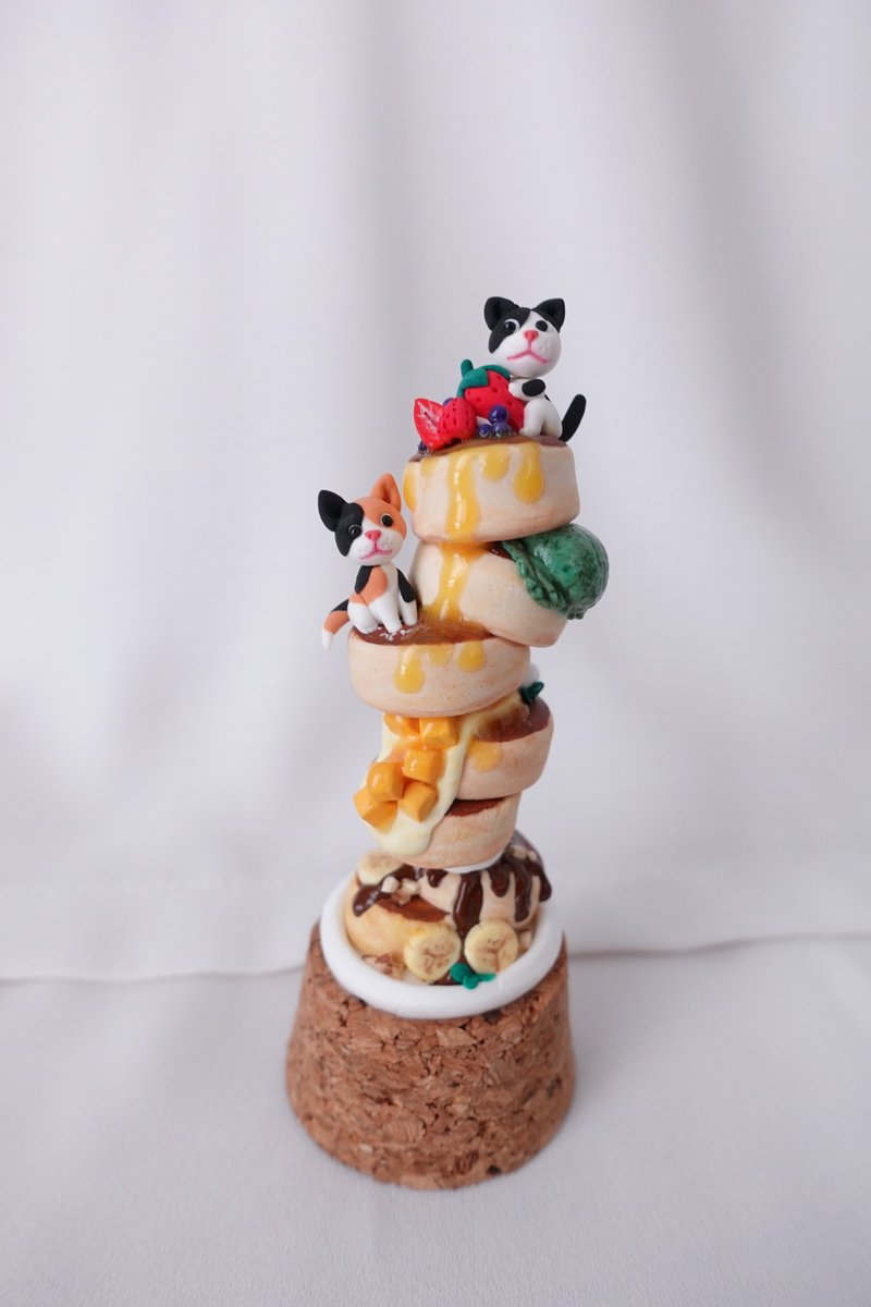 Flully pancakes & Cats - Items for Display - Clay Multicolor