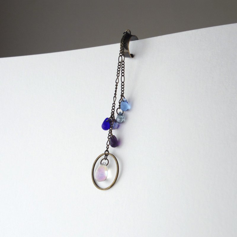 かたっぽイヤーカフ　いろひたる - 耳環/耳夾/耳骨夾 - 玻璃 透明