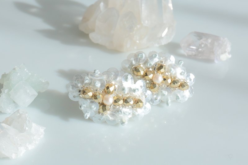 【Limited item】Cross stone gold - Earrings & Clip-ons - Other Materials Gold