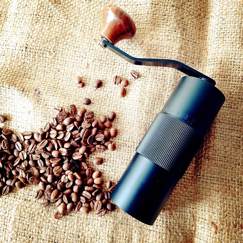 【現貨/最後一台】HOFFE MILA 專業外調式鍍鈦不鏽鋼手搖磨豆機 - 咖啡壺/咖啡器具 - 其他金屬 黑色