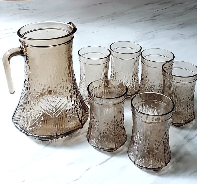 1960's 歐洲八角樹林浮雕 • 淡咖啡色 • 厚料玻璃水壺杯組 - 玻璃杯 - 玻璃 