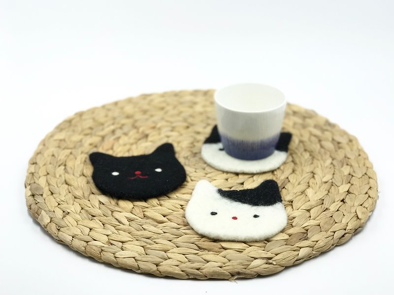 Three black and white cat - wool felt coasters - Coasters - Wool Black