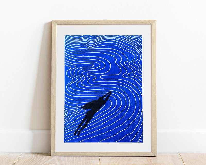 Swimming Girl Abstract Blue Water Linocut Print Original Artwork Wall Art Decor - ตกแต่งผนัง - กระดาษ สีน้ำเงิน