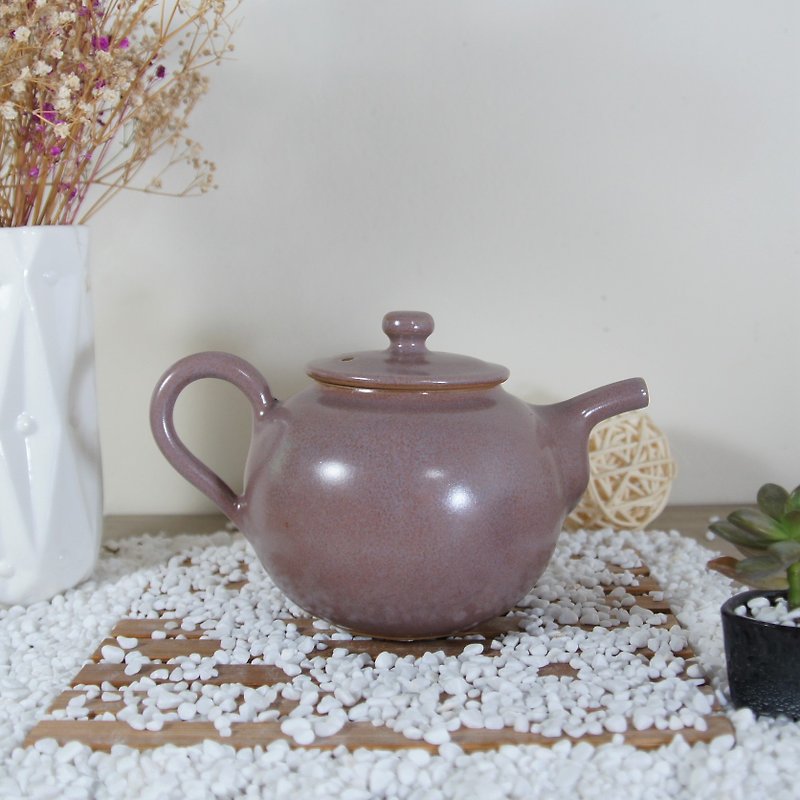 Powder Purple Teapot - Capacity about 320ml - ถ้วย - ดินเผา สึชมพู