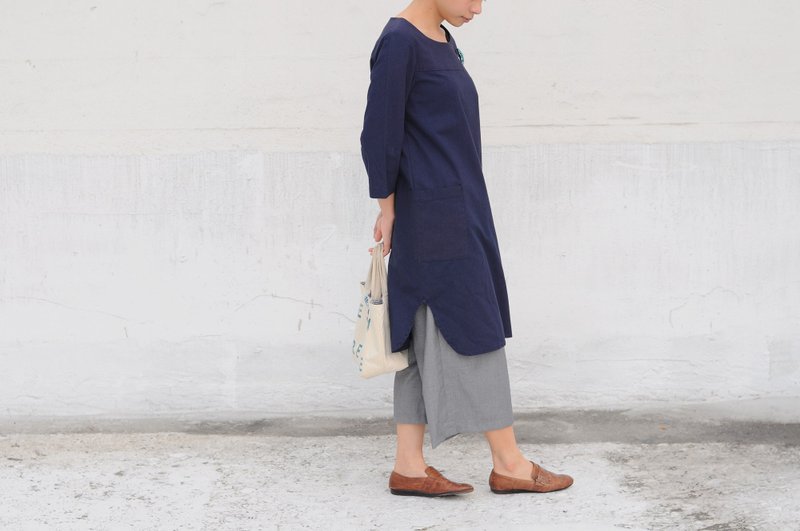 Par - indigo cotton width loose big pocket long dress / only one / thick cotton - ชุดเดรส - ผ้าฝ้าย/ผ้าลินิน สีน้ำเงิน