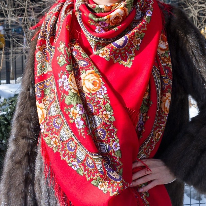 Pavlovo Posad Russian Shawl 100% Wool Scarf 146x146 cm Wrap Silk Fringe 1121-3 - ผ้าพันคอ - ขนแกะ สีแดง