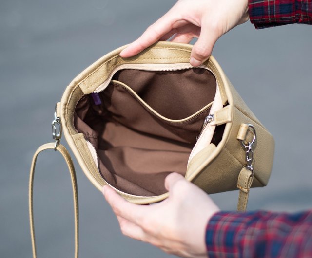 Lightweight Crossbody Bag