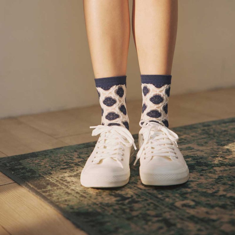 中低筒透膚襪/玻璃海棠3號/典雅藍 - 襪 - 棉．麻 