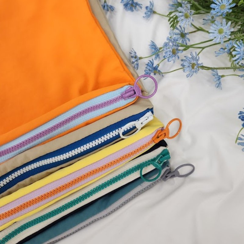 Recycled Fabric Pouch with Snap Buttons (Large Size) - 化妝包/收納袋 - 其他材質 