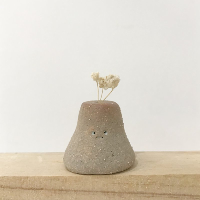 BUGS | mini flowerware | essential oil diffuser - Pottery & Ceramics - Pottery Khaki