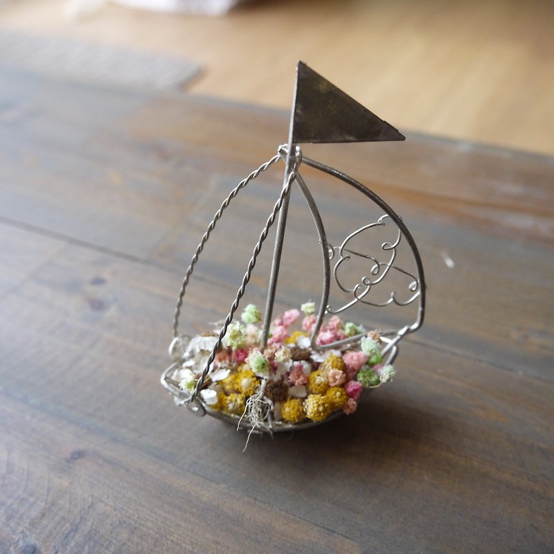 [Wish you a smooth sailing] congratulations ceremony / wedding small things / birthday ceremony / Valentine's Day │ sailboat iron dry flower ornaments - Plants - Plants & Flowers Silver