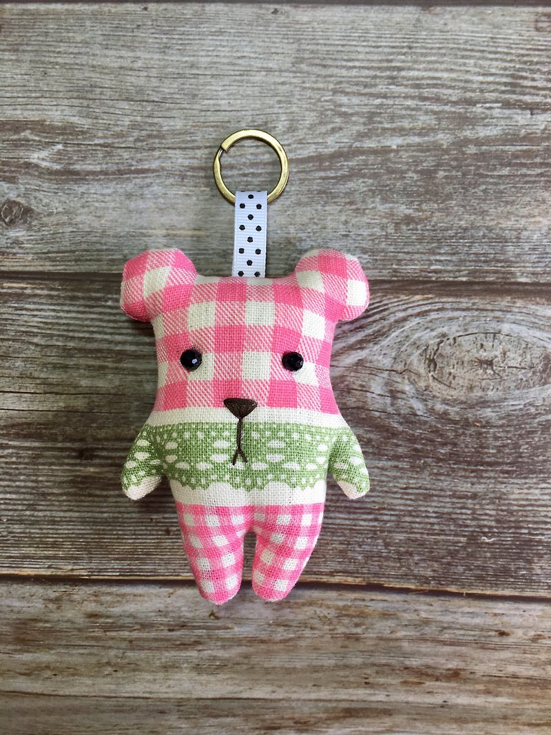 +粉格紋+熊熊鑰匙圈 - 吊飾 - 棉．麻 粉紅色