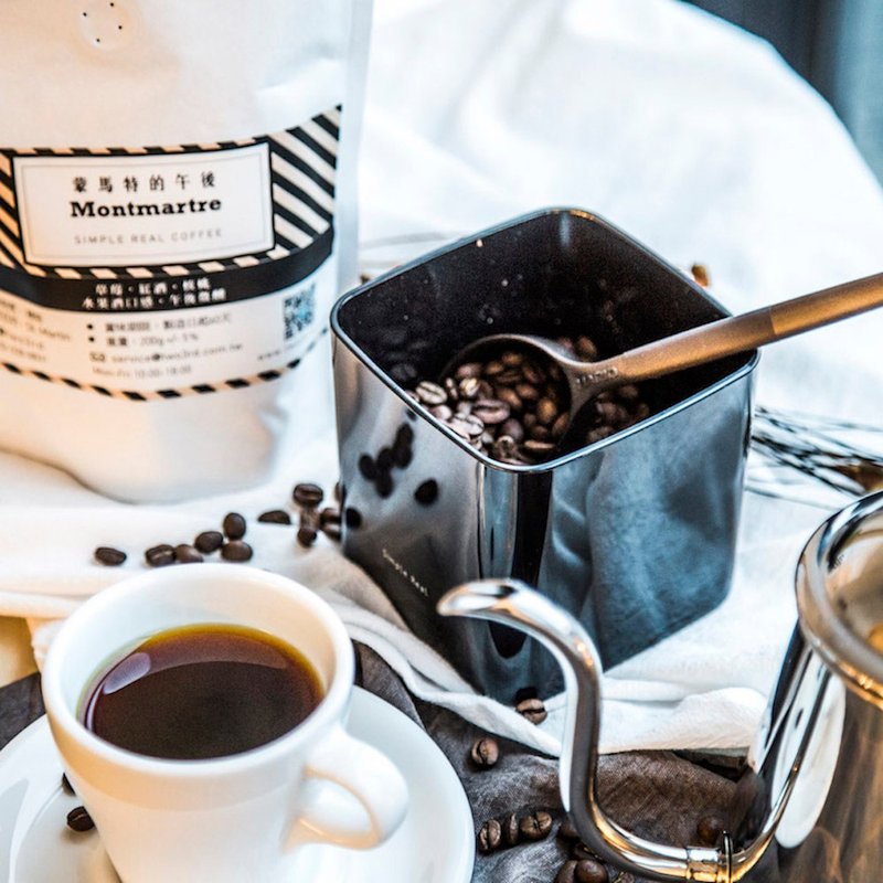 【福袋7折】轉轉真空保鮮盒x2/Umeshiso小匙/儲物罐/彩虹匙 - 咖啡壺/手沖壺 - 塑膠 白色