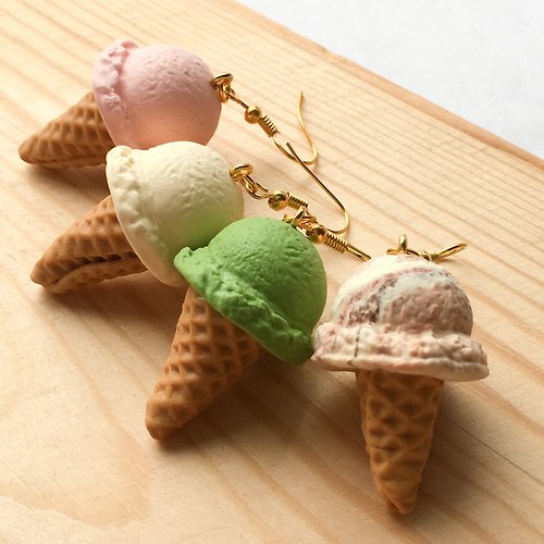 アイスクリーム イヤリング チョコレート バニラ 片耳 マーブル