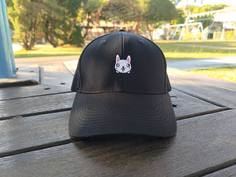 Smile little white embroidery old hat - หมวก - ผ้าฝ้าย/ผ้าลินิน 
