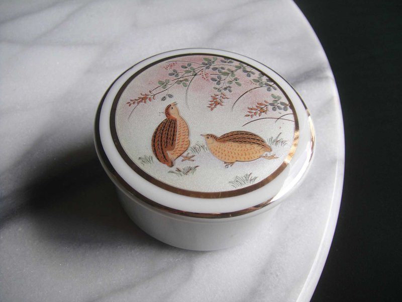 【老時光 OLD-TIME】早期二手日本製陶瓷珠寶盒 - 擺飾/家飾品 - 其他材質 多色