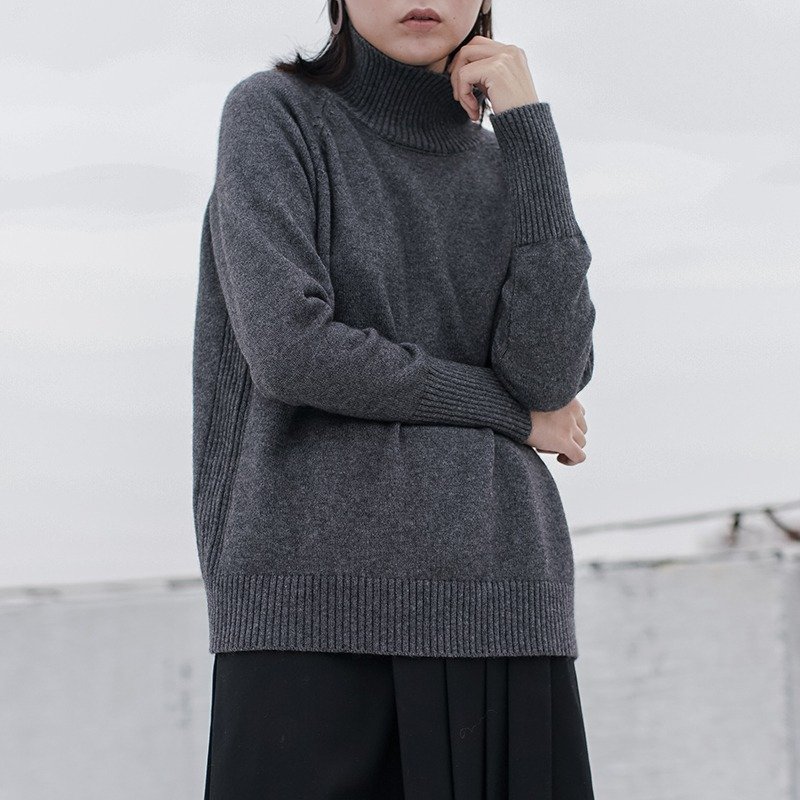 Heavy dark gray high-end soft 100% pure cashmere Cashmere warm high-necked sweater and heavy heavy heavy outside those goods are not the same flirtatious | Fan Tata independent original design women's brands - สเวตเตอร์ผู้หญิง - ขนแกะ สีเทา