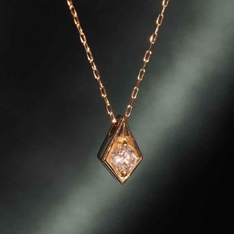 18K鑽石菱形項鏈 18K Gold Diamond Rhombus Necklace - 項鍊 - 貴金屬 