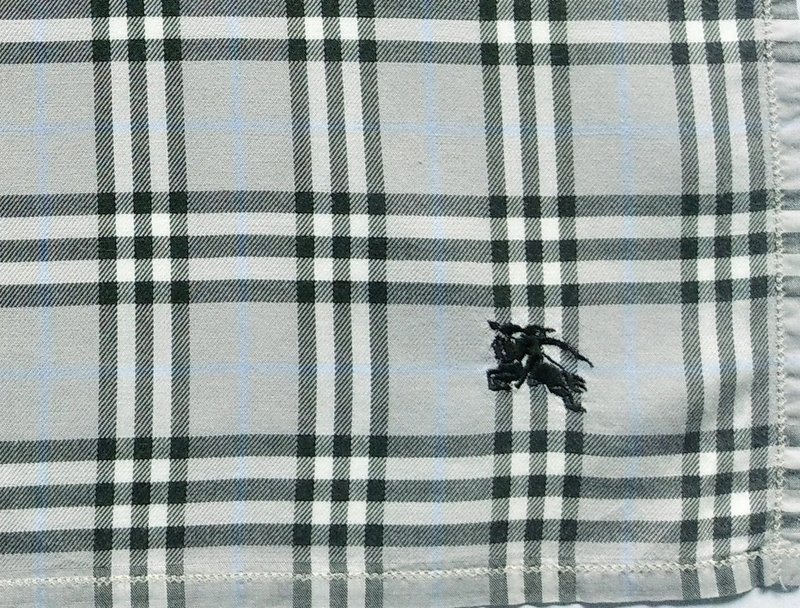 Burberry Gray Check Vintage Handkerchief Women Handkerchief 18.5 x 18.5 - 手帕 - 棉．麻 灰色